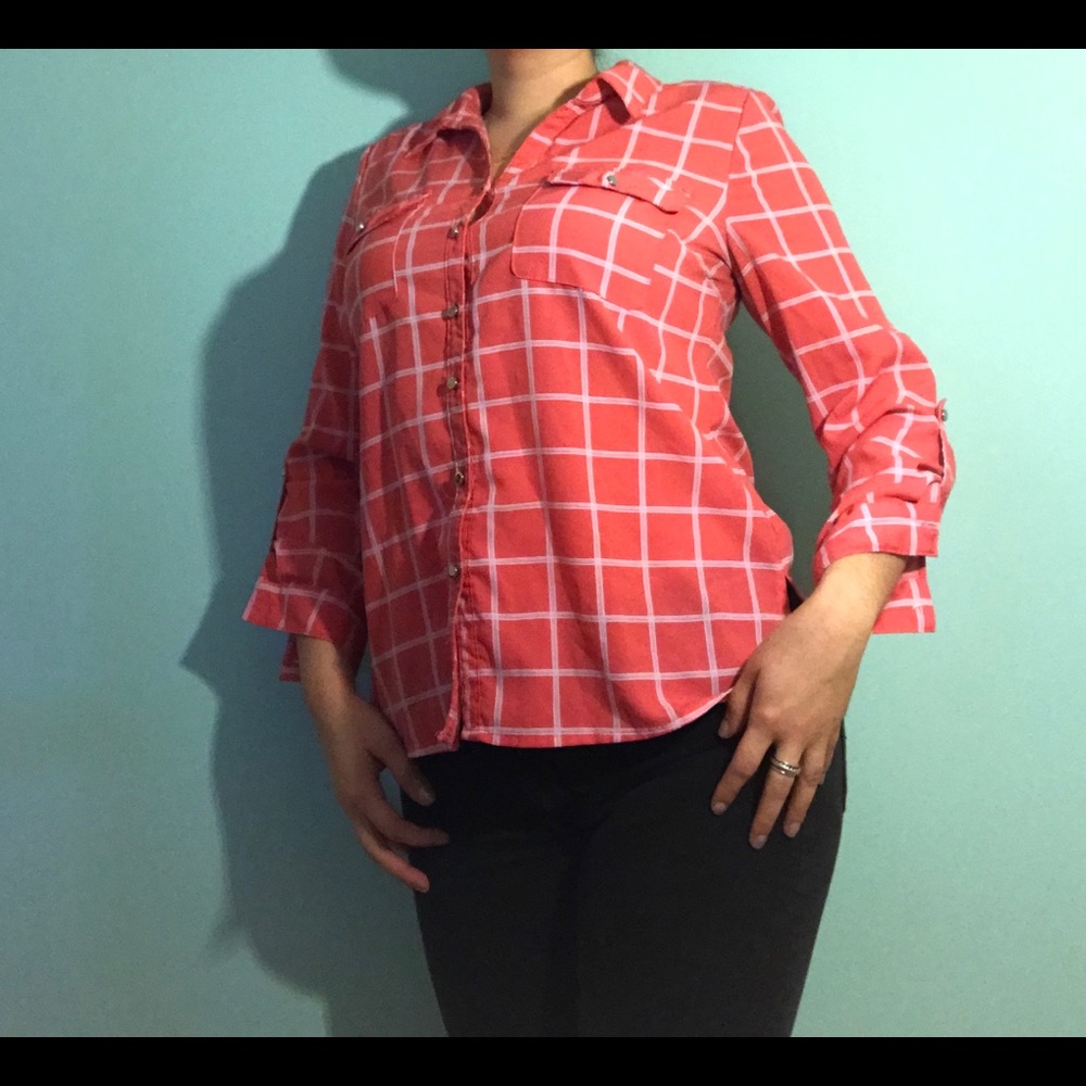 Pink collard button down blouse 💙